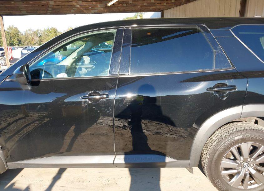 Photo 15 of 2023 Nissan Pathfinder S FWD (VIN 5N1DR3AA2PC264583)