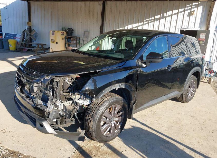 Photo 2 of 2023 Nissan Pathfinder S FWD (VIN 5N1DR3AA2PC264583)
