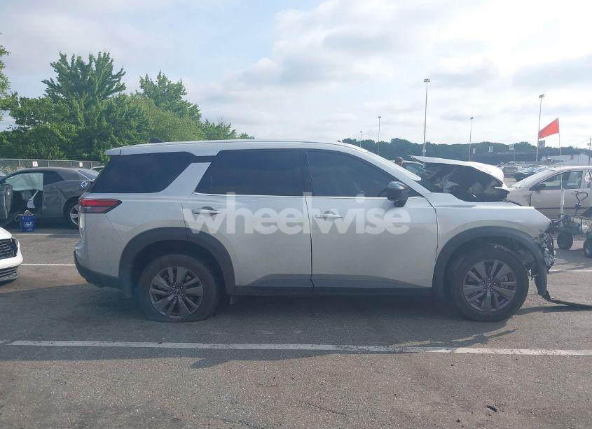 Photo 13 of 2023 Nissan Pathfinder S FWD (VIN 5N1DR3AA8PC229403)