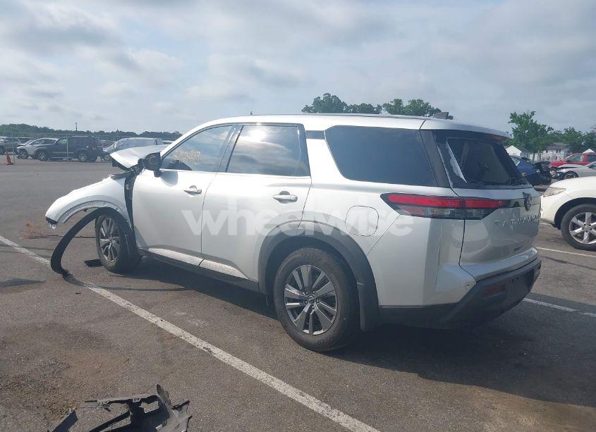 Photo 3 of 2023 Nissan Pathfinder S FWD (VIN 5N1DR3AA8PC229403)