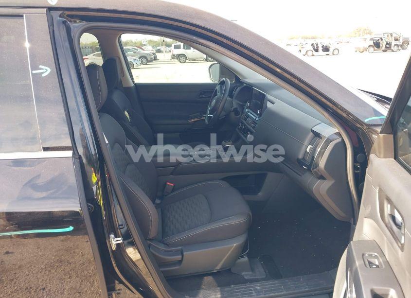 Photo 5 of 2023 Nissan Pathfinder S FWD (VIN 5N1DR3AA9PC271143)