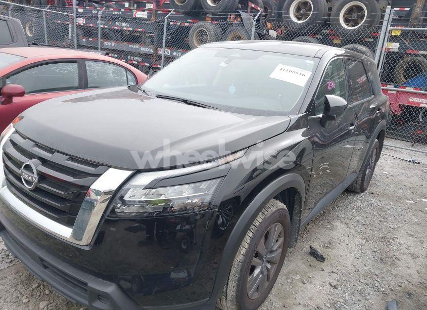 Photo 2 of 2024 Nissan Pathfinder S FWD (VIN 5N1DR3AAXRC224447)