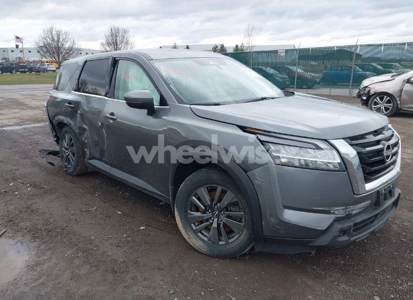 2022 Nissan Pathfinder S 4WD (VIN 5N1DR3AC0NC226770) main photo