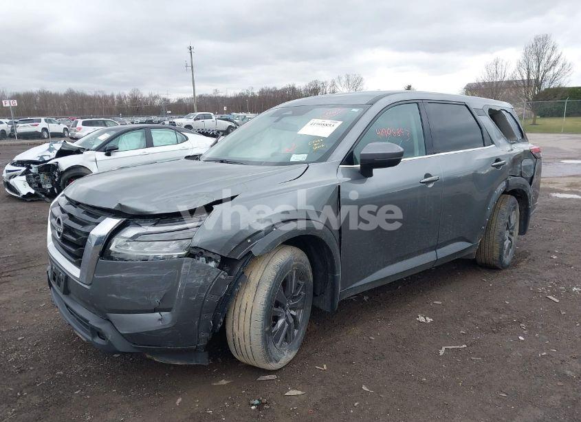 Photo 2 of 2022 Nissan Pathfinder S 4WD (VIN 5N1DR3AC0NC226770)