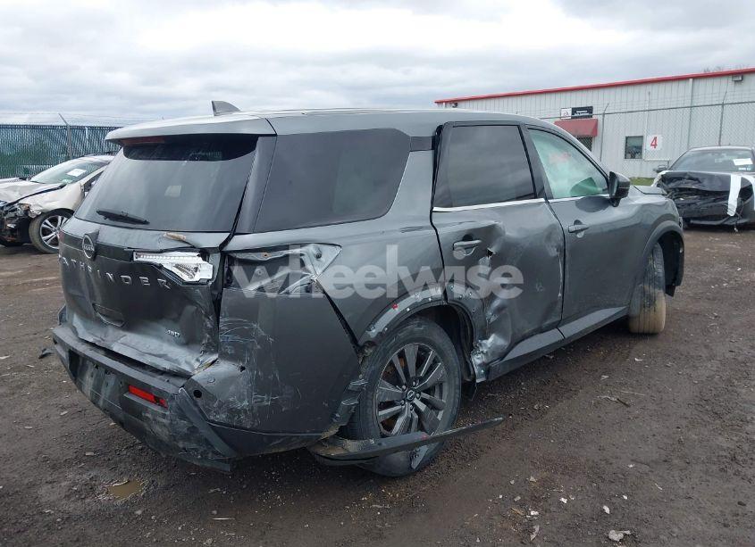 Photo 4 of 2022 Nissan Pathfinder S 4WD (VIN 5N1DR3AC0NC226770)
