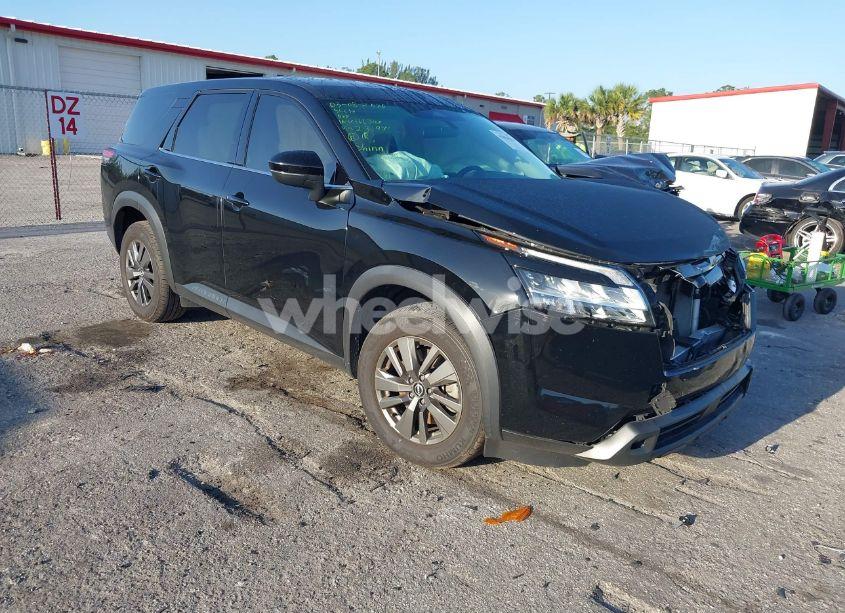 2022 Nissan Pathfinder S 4WD (VIN 5N1DR3AC2NC231971) main photo