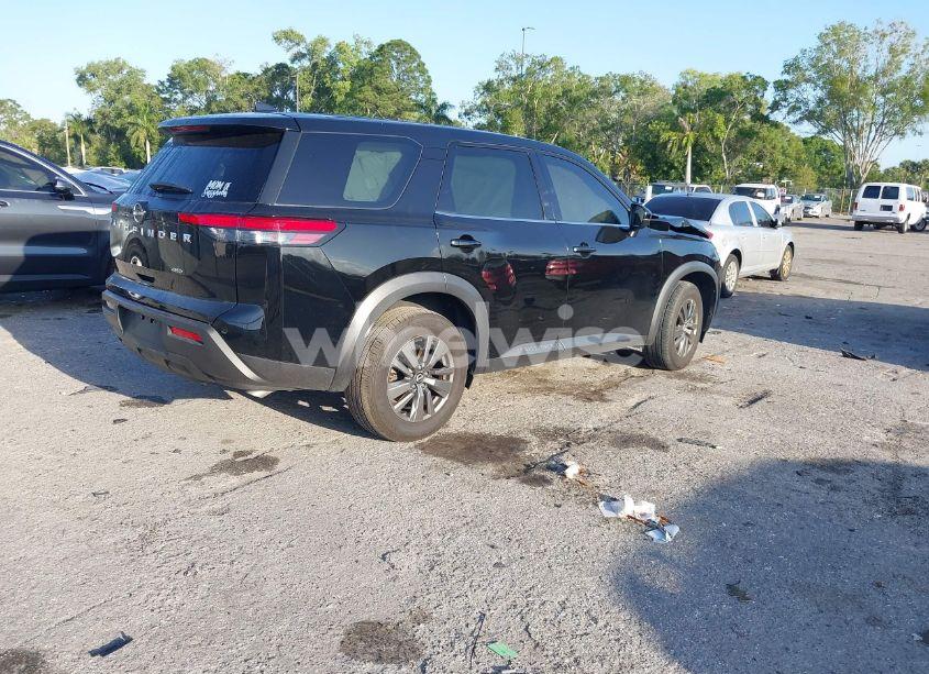 Photo 4 of 2022 Nissan Pathfinder S 4WD (VIN 5N1DR3AC2NC231971)