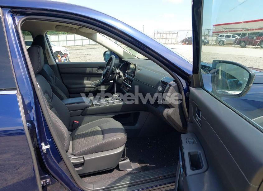 Photo 5 of 2023 Nissan Pathfinder SV FWD (VIN 5N1DR3BA4PC261750)