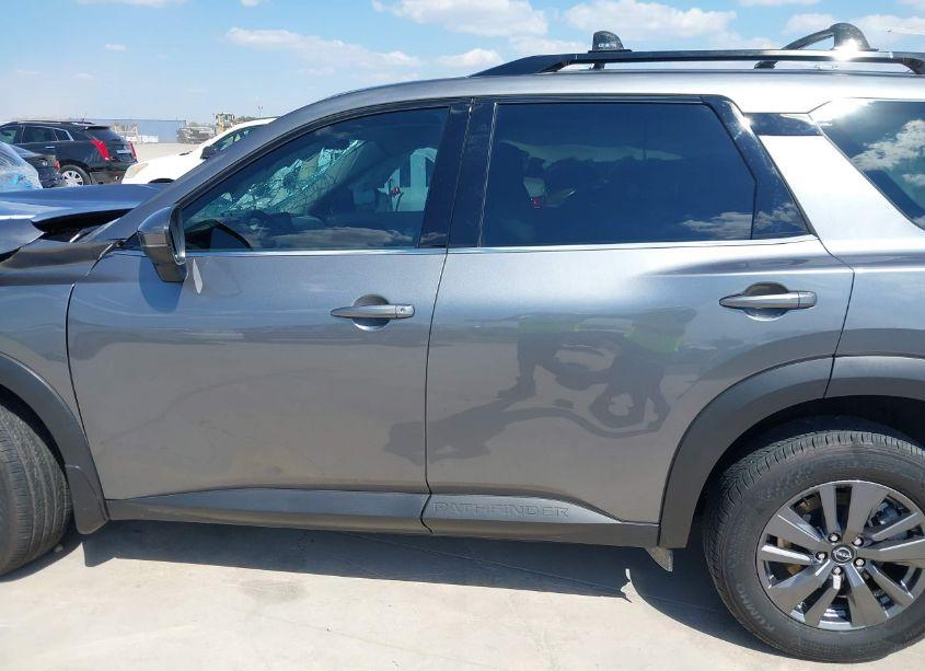 Photo 15 of 2024 Nissan Pathfinder SV FWD (VIN 5N1DR3BA4RC222370)