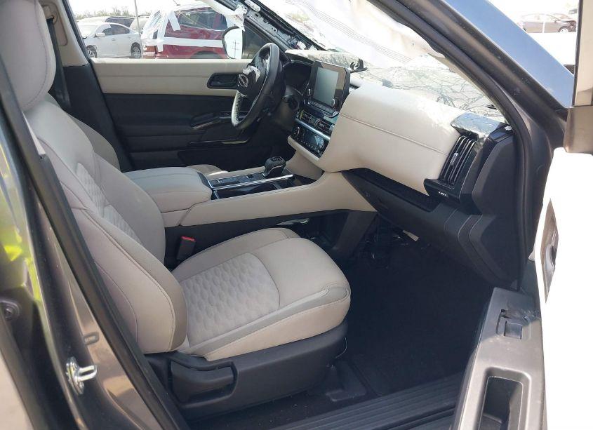 Photo 5 of 2024 Nissan Pathfinder SV FWD (VIN 5N1DR3BA4RC222370)