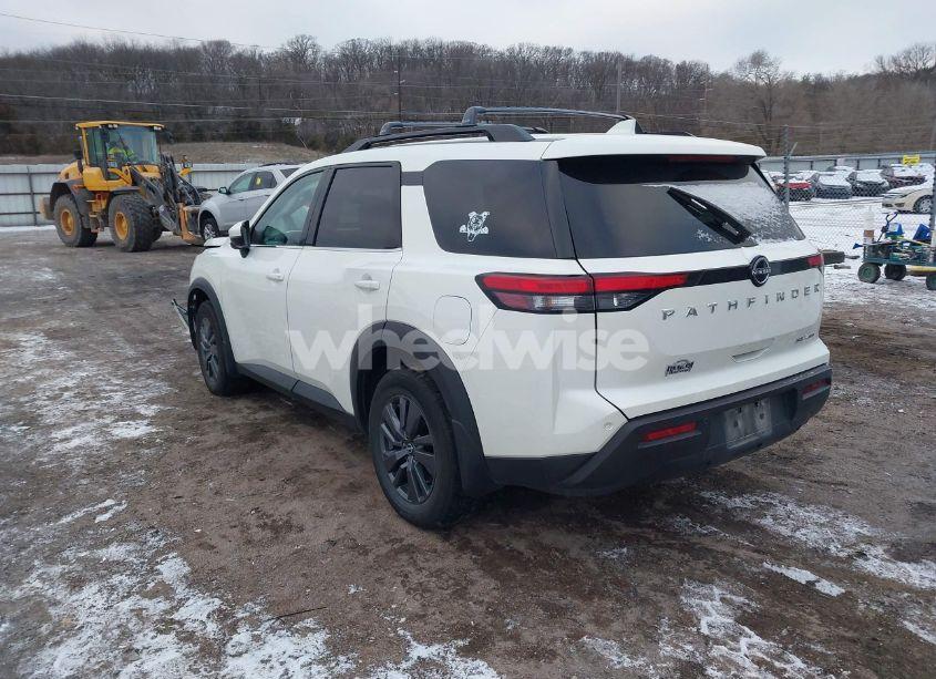 Photo 3 of 2022 Nissan Pathfinder SV 4WD (VIN 5N1DR3BC6NC211401)