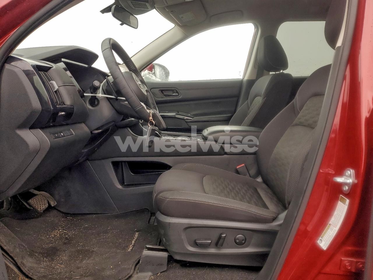 Photo 7 of 2024 NISSAN PATHFINDER SV (VIN 5N1DR3BCXRC264687)