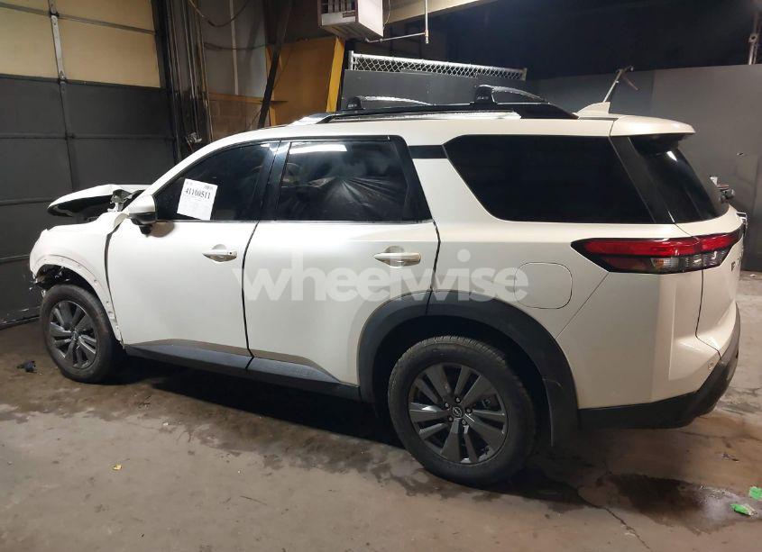 Photo 13 of 2022 Nissan Pathfinder SV 4WD (VIN 5N1DR3BD2NC205295)