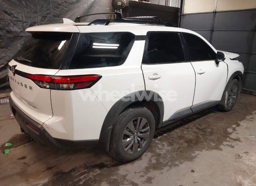 Photo 4 of 2022 Nissan Pathfinder SV 4WD (VIN 5N1DR3BD2NC205295)