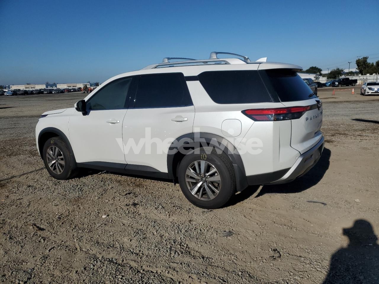 Photo 2 of 2025 NISSAN PATHFINDER SL (VIN 5N1DR3CA0SC214982)