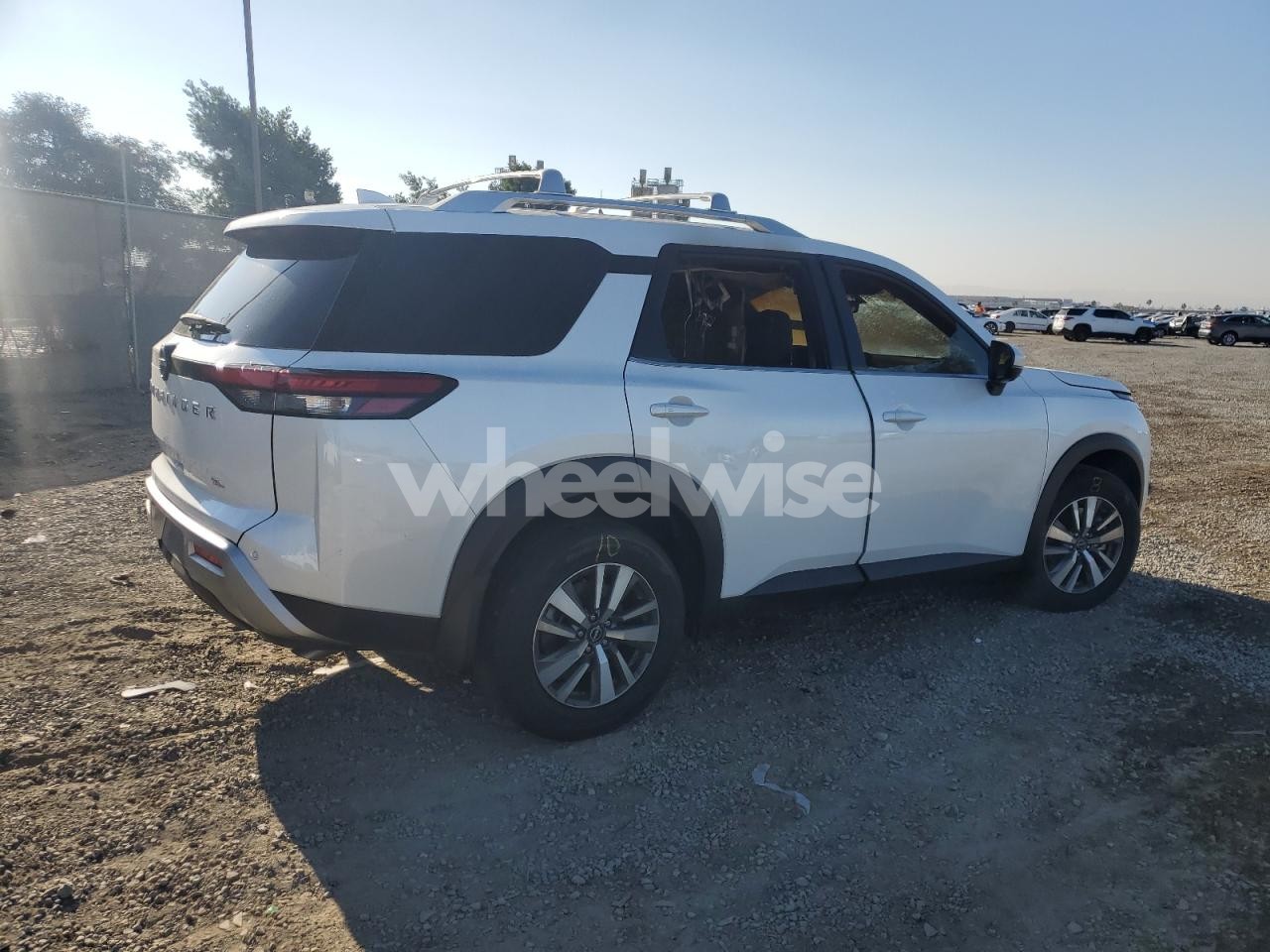 Photo 3 of 2025 NISSAN PATHFINDER SL (VIN 5N1DR3CA0SC214982)