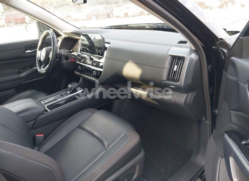 Photo 5 of 2023 Nissan Pathfinder SL FWD (VIN 5N1DR3CA1PC223472)