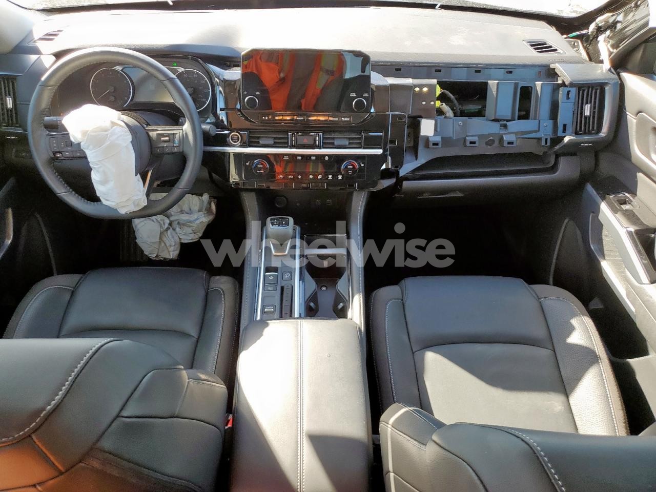 Photo 8 of 2024 NISSAN PATHFINDER SL (VIN 5N1DR3CA7RC292590)