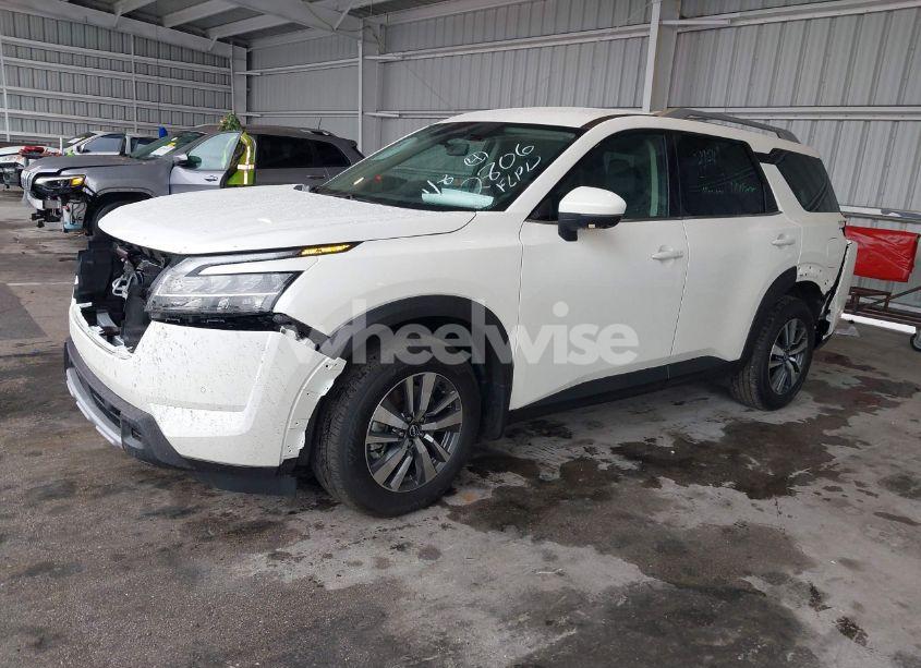 Photo 2 of 2024 Nissan Pathfinder SL FWD (VIN 5N1DR3CA7RC312806)