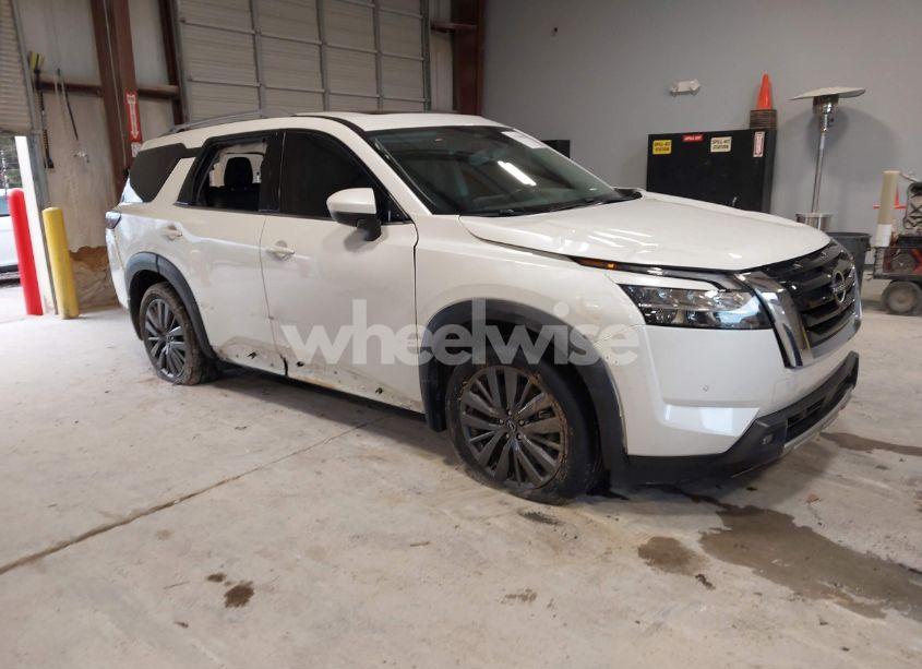 2022 Nissan Pathfinder SL 2WD (VIN 5N1DR3CB3NC257192) main photo