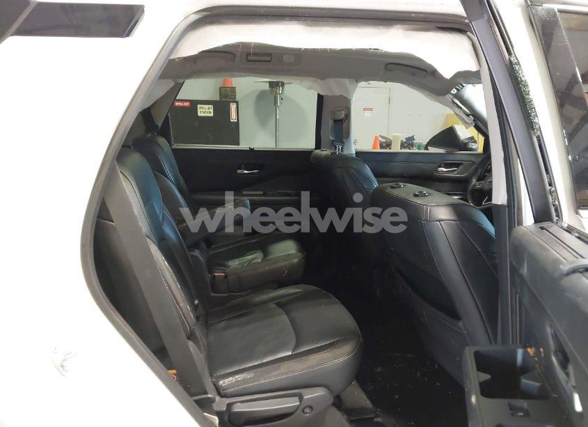 Photo 8 of 2022 Nissan Pathfinder SL 2WD (VIN 5N1DR3CB3NC257192)