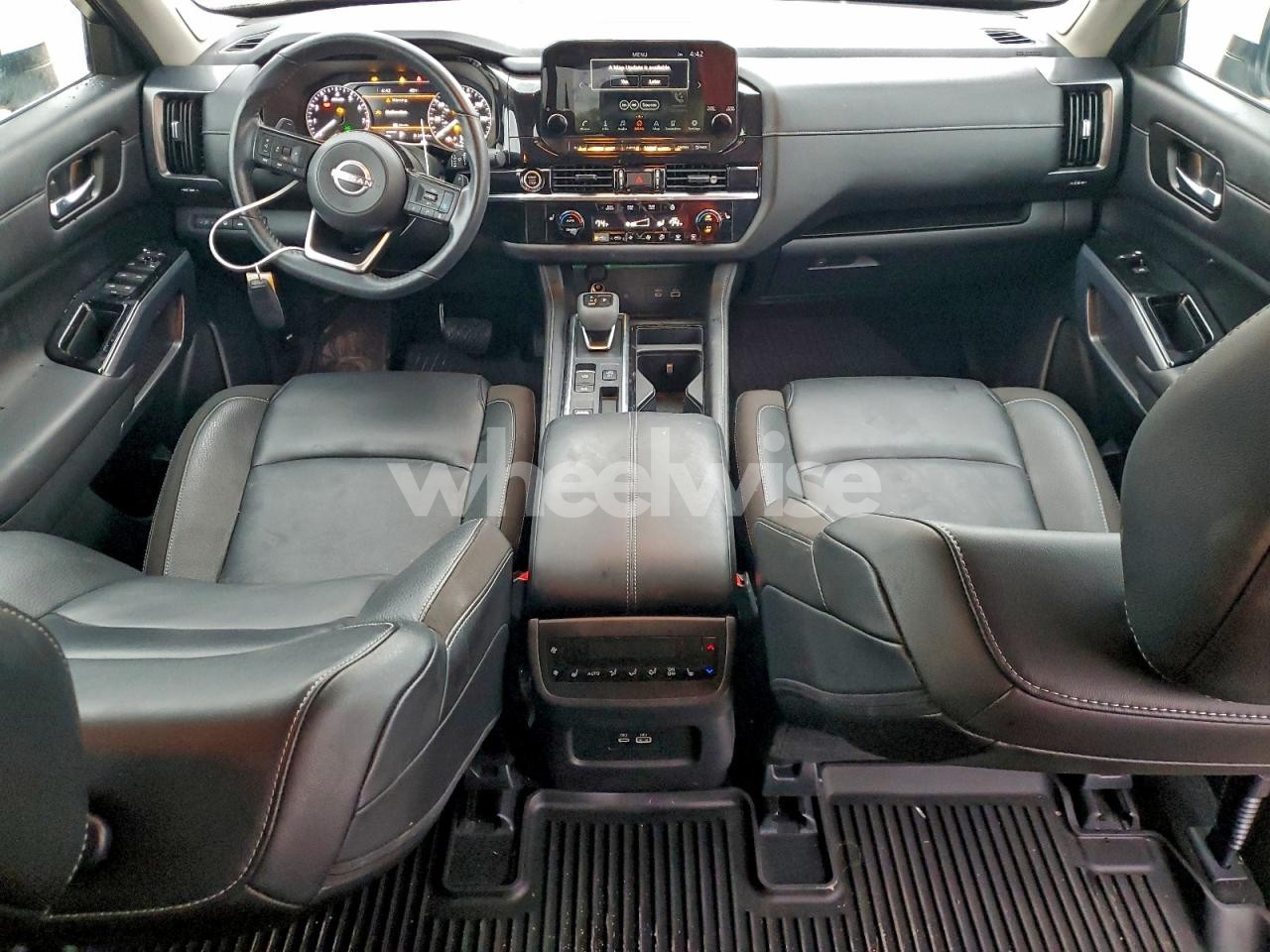 Photo 8 of 2024 NISSAN PATHFINDER SL (VIN 5N1DR3CB6RC203861)