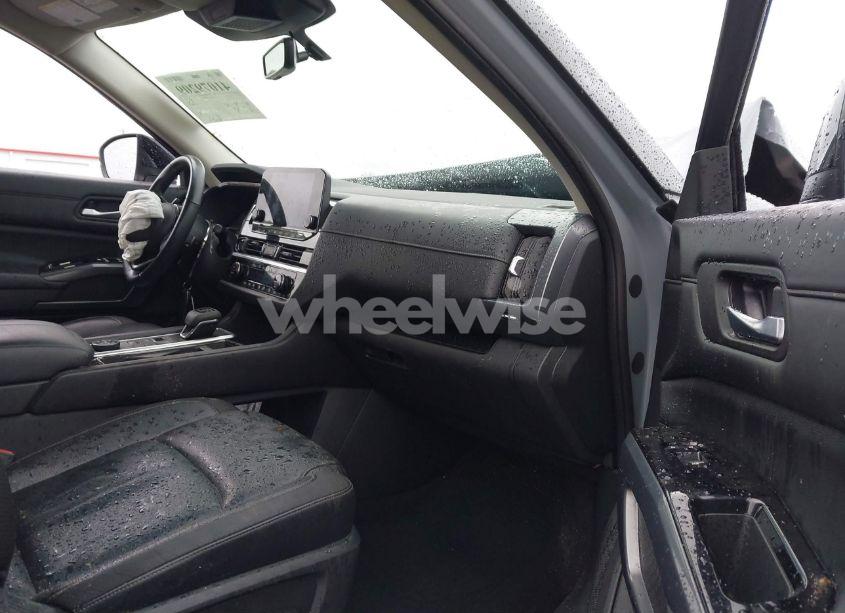 Photo 5 of 2023 Nissan Pathfinder SL 4WD (VIN 5N1DR3CC1PC209783)