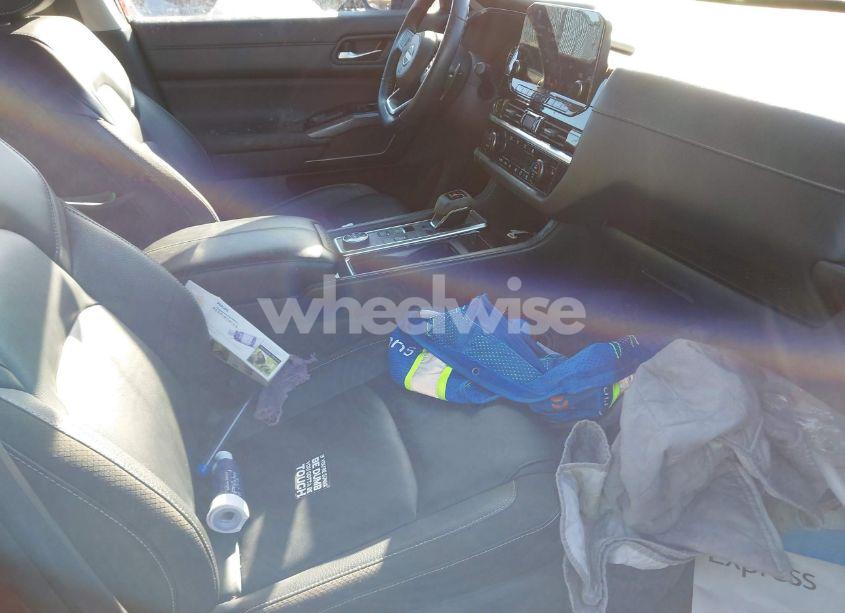 Photo 5 of 2023 Nissan Pathfinder SL 4WD (VIN 5N1DR3CC1PC221271)