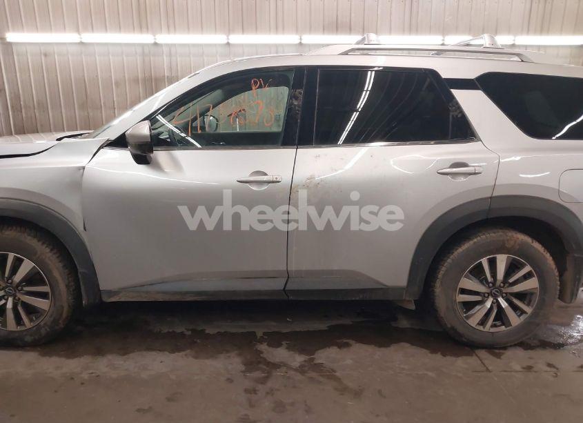 Photo 15 of 2023 Nissan Pathfinder SL 4WD (VIN 5N1DR3CC1PC234988)