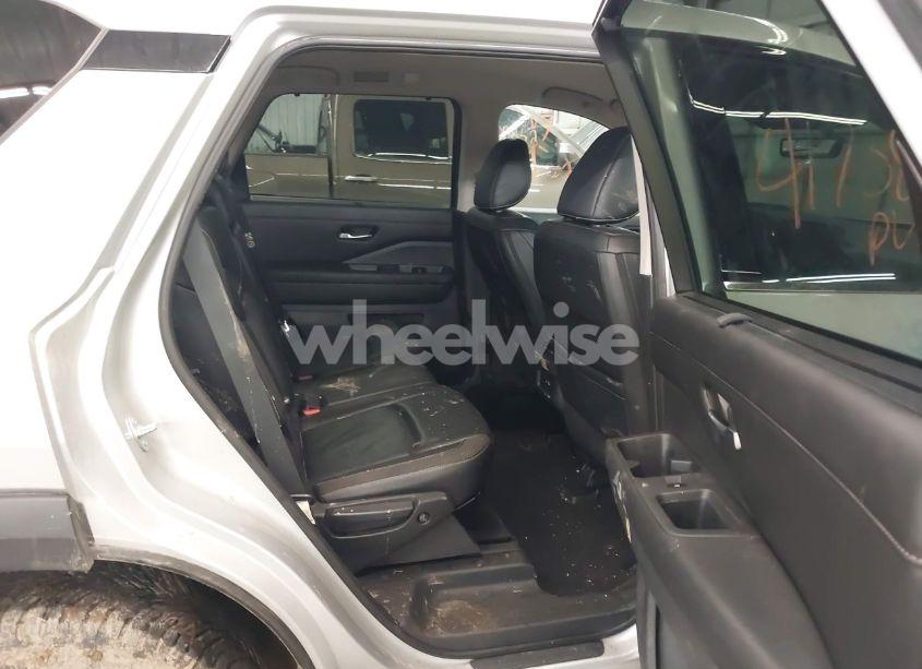 Photo 8 of 2023 Nissan Pathfinder SL 4WD (VIN 5N1DR3CC1PC234988)