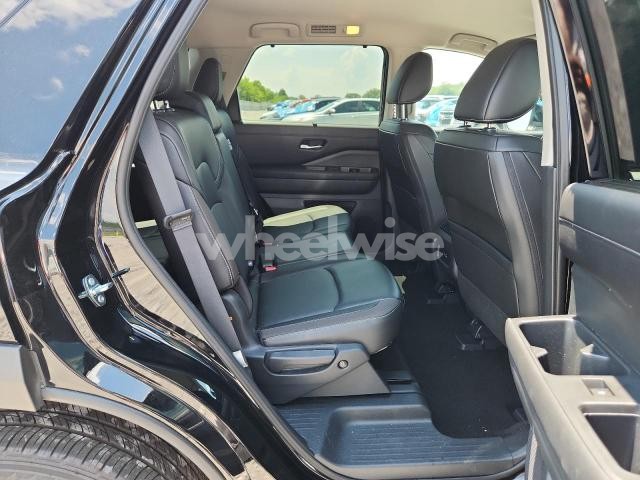 Photo 6 of 2024 NISSAN PATHFINDER SL (VIN 5N1DR3CC1RC272904)