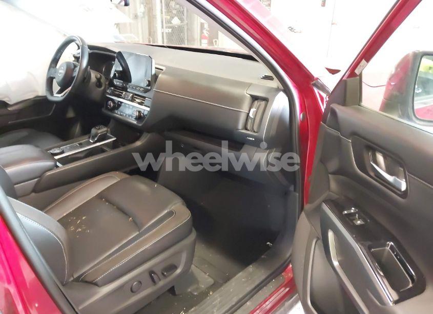 Photo 5 of 2023 Nissan Pathfinder SL 4WD (VIN 5N1DR3CC2PC211803)