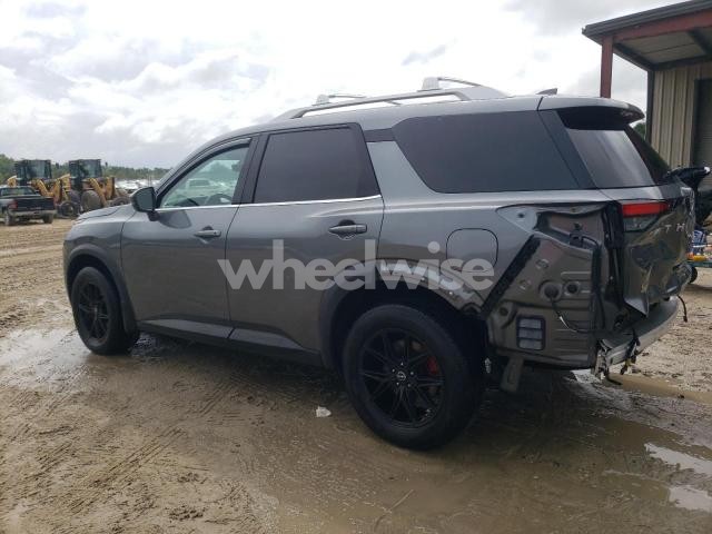 Photo 3 of 2024 NISSAN PATHFINDER SL (VIN 5N1DR3CC2RC205079)