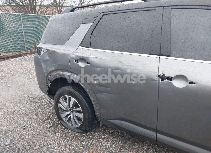 Photo 6 of 2023 Nissan Pathfinder SL 4WD (VIN 5N1DR3CC3PC242431)