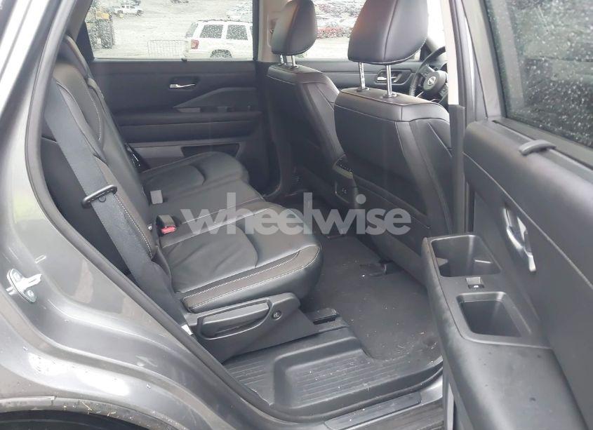 Photo 8 of 2023 Nissan Pathfinder SL 4WD (VIN 5N1DR3CC3PC242431)