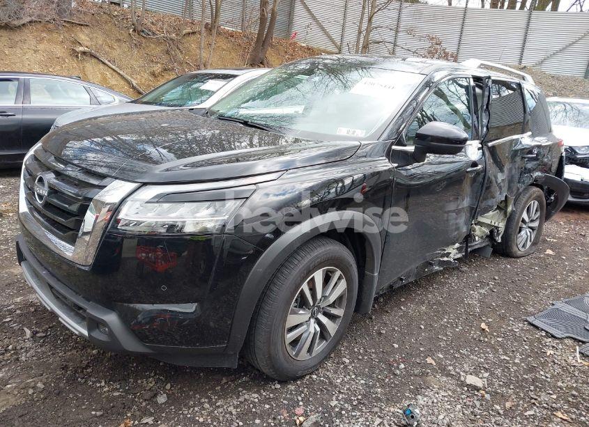 Photo 2 of 2023 Nissan Pathfinder SL 4WD (VIN 5N1DR3CC6PC255433)