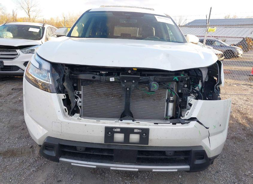 Photo 6 of 2024 Nissan Pathfinder SL 4WD (VIN 5N1DR3CC8RC227670)