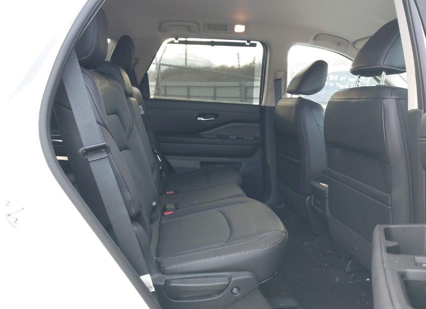 Photo 8 of 2024 Nissan Pathfinder SL 4WD (VIN 5N1DR3CC8RC227670)