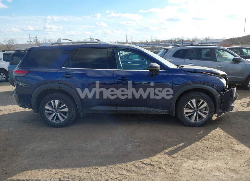 Photo 13 of 2022 Nissan Pathfinder SL 4WD (VIN 5N1DR3CCXNC261524)