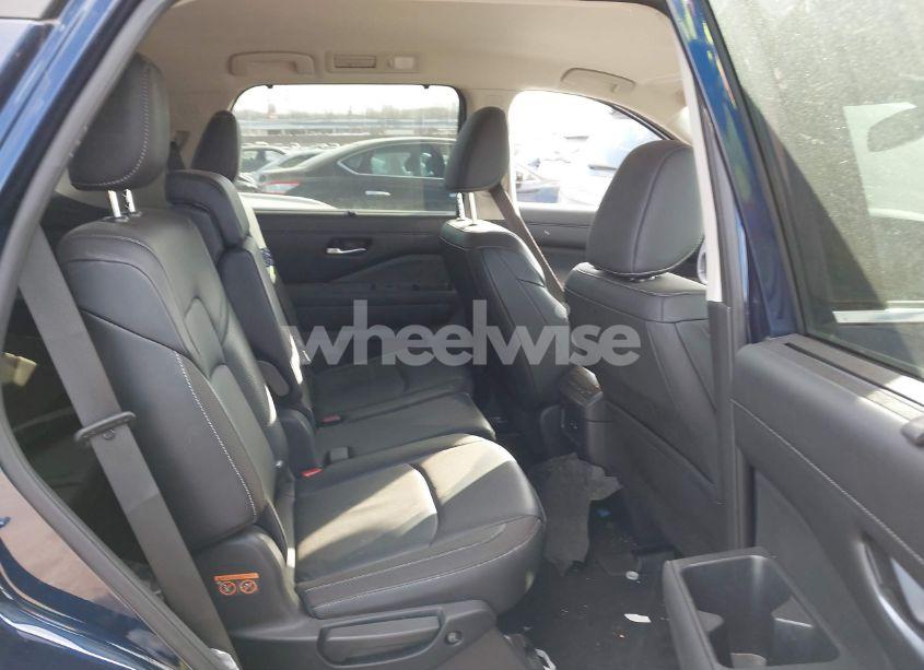 Photo 8 of 2022 Nissan Pathfinder SL 4WD (VIN 5N1DR3CCXNC261524)