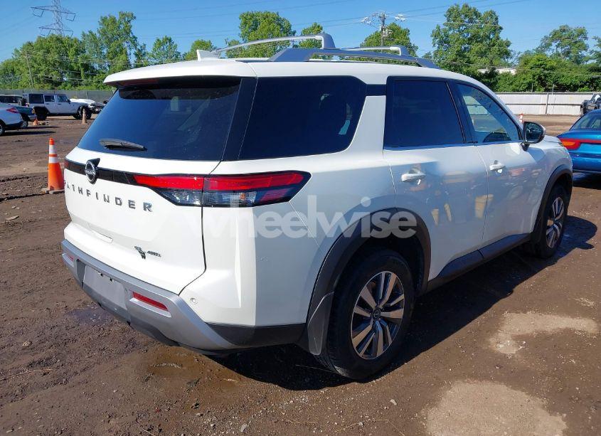 Photo 4 of 2023 Nissan Pathfinder SL 4WD (VIN 5N1DR3CCXPC273840)