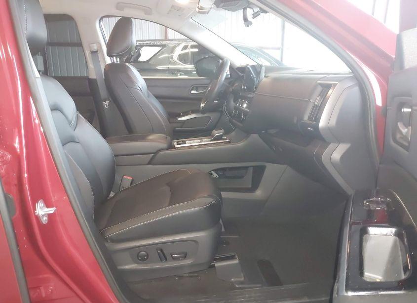 Photo 5 of 2023 Nissan Pathfinder SL 4WD (VIN 5N1DR3CD1PC229766)