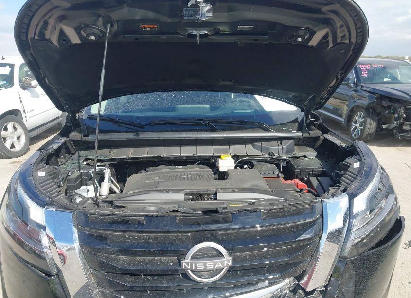 Photo 10 of 2024 Nissan Pathfinder PLATINUM FWD (VIN 5N1DR3DG5RC304531)