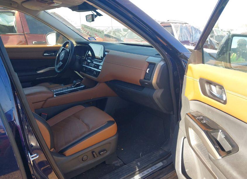 Photo 5 of 2023 Nissan Pathfinder PLATINUM FWD (VIN 5N1DR3DG7PC257838)