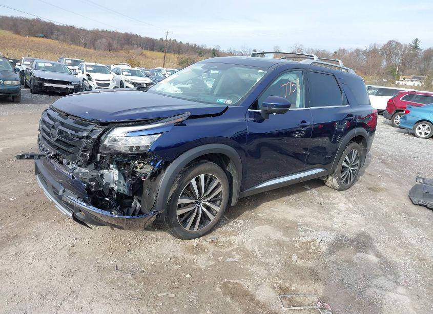 Photo 2 of 2023 Nissan Pathfinder PLATINUM 4WD (VIN 5N1DR3DJ2PC276910)