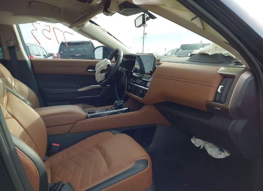 Photo 5 of 2023 Nissan Pathfinder PLATINUM 4WD (VIN 5N1DR3DJ2PC276910)