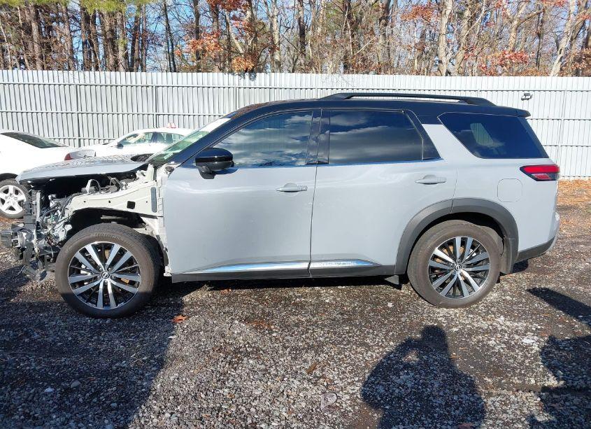 Photo 14 of 2024 Nissan Pathfinder PLATINUM 4WD (VIN 5N1DR3DJ7RC209593)