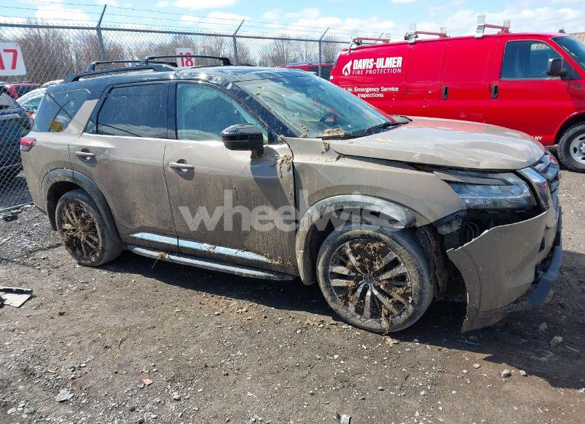 2023 Nissan Pathfinder PLATINUM 4WD (VIN 5N1DR3DK0PC201664) main photo