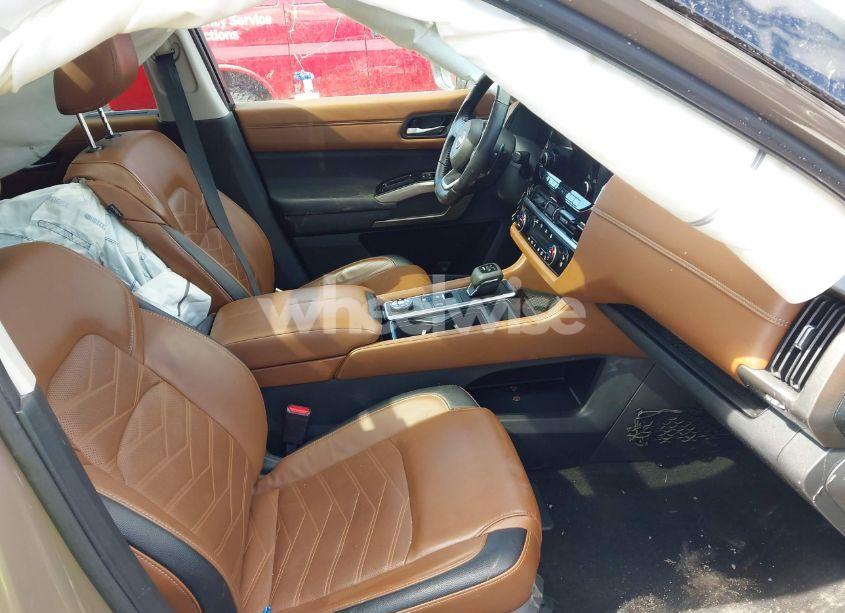 Photo 5 of 2023 Nissan Pathfinder PLATINUM 4WD (VIN 5N1DR3DK0PC201664)