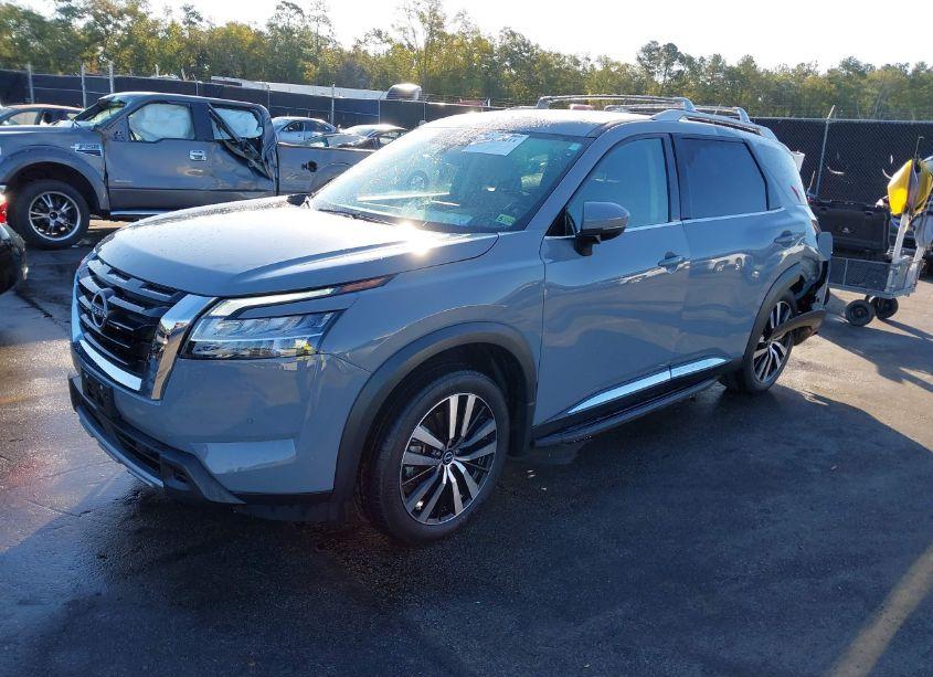 Photo 2 of 2023 Nissan Pathfinder PLATINUM 4WD (VIN 5N1DR3DK2PC202900)